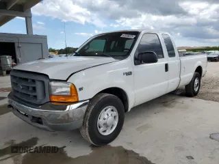 1999 Ford F-250 XL with VIN 1FTNX20L2XEB45593, listed as a Copart auction lot 47030225 with 329,849 mi miles and Clean title. Bid and sale history available at DreamBid. Image 1.