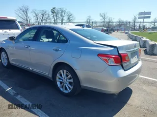 2010 Lexus ES 330 with VIN JTHBK1EG2A2365606, listed as a IAAI auction lot 41998310 with 83,961 mi miles and . Bid and sale history available at DreamBid. Image 3.