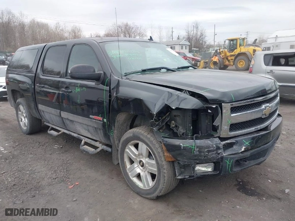 2008 Chevrolet Silverado 1500 LTZ with VIN 2GCEK13Y881162613, listed as a IAAI auction lot 41893222 with 192,078 mi miles. Bid and sale history available at carsss.com. Image 1.