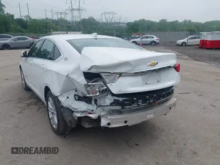 2018 Chevrolet Impala LT z VIN 2G1105S38J9167067, wystawiony jako IAAI lot #42284636 z przebiegiem 99 824 mil mil oraz . Historia ofert i sprzedaży dostępna na DreamBid. Obrazek 6.