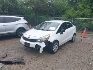 2017 Kia Rio LX z VIN KNADM4A35H6117584, wystawiony jako IAAI lot #42244051 z przebiegiem 123 378 mil mil oraz . Historia ofert i sprzedaży dostępna na DreamBid. Obrazek 2.