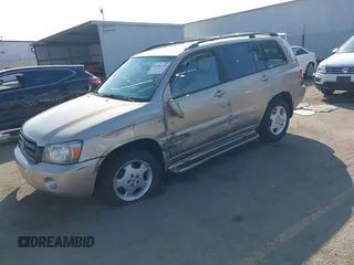 2007 Toyota Highlander w/3rd Row z VIN JTEDP21A170142864, wystawiony jako IAAI lot #41456140 z przebiegiem 210 347 mil mil oraz . Historia ofert i sprzedaży dostępna na DreamBid. Obrazek 18.