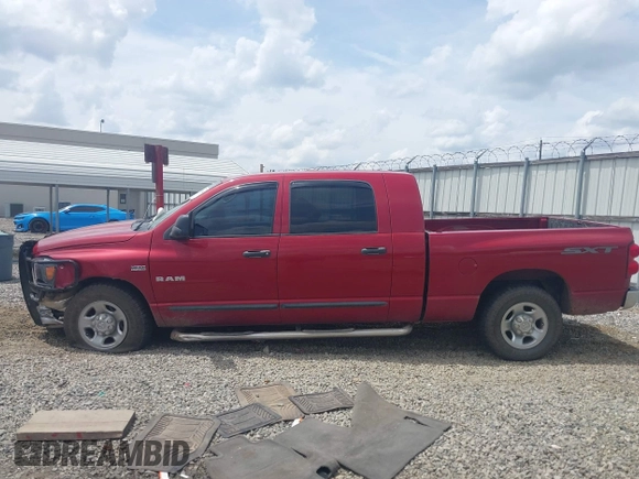 2008 Dodge 1500 SLT z VIN 3D7KR19D38G126652, wystawiony jako IAAI lot #42156444 z przebiegiem 212 884 mil mil oraz . Historia ofert i sprzedaży dostępna na DreamBid. Obrazek 14.