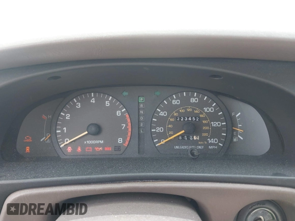 1996 Toyota Camry DX with VIN 4T1BG12K1TU785209, listed as a IAAI auction lot 41802026 with 223,452 mi miles. Bid and sale history available at carsss.com. Image 7.