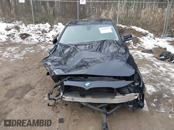 2013 BMW 3 Series 328i xDrive with VIN WBA3B5C55DF590224, listed as a IAAI auction lot 41348272 with 117,392 mi miles. Bid and sale history available at carsss.com. Image 12.