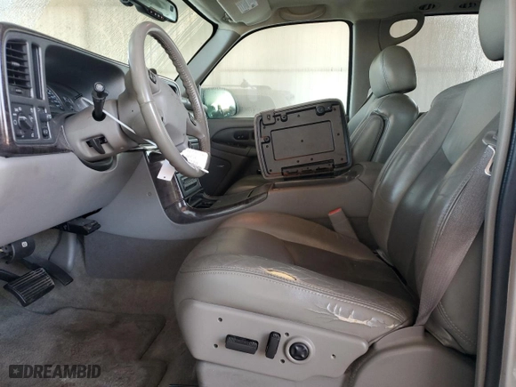 2006 GMC Yukon Denali with VIN 1GKEK63U16J161398, listed as a Copart auction lot 74919984 with 171,796 mi miles and Salvage Title. Bid and sale history available at carsss.com. Image 7.