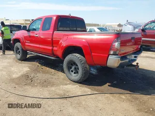2014 Toyota Tacoma with VIN 5TFUU4EN7EX084785, listed as a IAAI auction lot 41879329 with 133,216 mi miles and . Bid and sale history available at DreamBid. Image 3.
