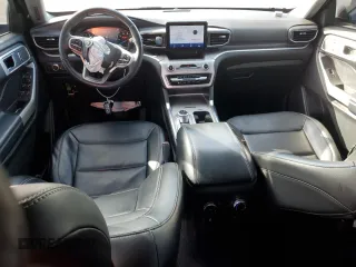 2022 Ford Explorer XLT z VIN 1FMSK7DH0NGA19122, wystawiony jako Copart lot #46834415 z przebiegiem 43 487 mil mil oraz Szkoda całkowita • Salvage title. Historia ofert i sprzedaży dostępna na DreamBid. Obrazek 8.