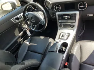 2016 Mercedes-Benz SLK 300 z VIN WDDPK3JAXGF123688, wystawiony jako Copart lot #64888383 z przebiegiem 81 733 mil mil oraz . Historia ofert i sprzedaży dostępna na DreamBid. Obrazek 8.