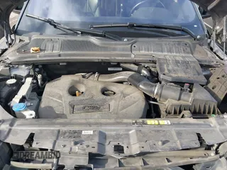 2017 Land Rover Range Rover Evoque SE with VIN SALVP2BG5HH195526, listed as a IAAI auction lot 40744525 with 106,618 mi miles. Bid and sale history available at carsss.com. Image 10.