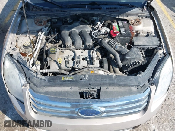 2007 Ford Fusion SEL with VIN 3FAHP081X7R172709, listed as a IAAI auction lot 42018164 with 156,931 mi miles. Bid and sale history available at carsss.com. Image 10.