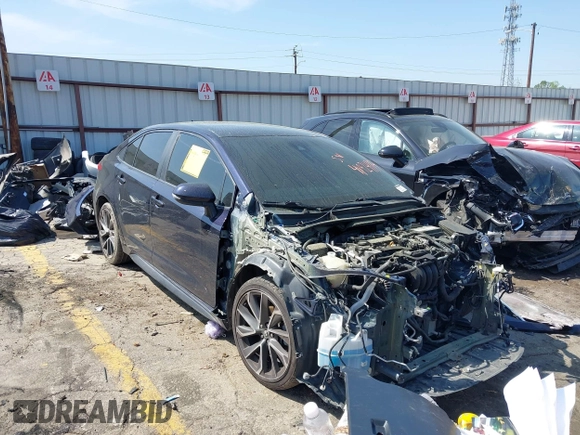 2020 Toyota Corolla SE with VIN 5YFS4RCE4LP007021, listed as a IAAI auction lot 41924714 with 173,237 mi miles and . Bid and sale history available at DreamBid. Image 1.