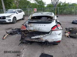 2016 Porsche Panamera 4 z VIN WP0AA2A78GL006176, wystawiony jako IAAI lot #41987545 z przebiegiem Nie podano mil oraz . Historia ofert i sprzedaży dostępna na DreamBid. Obrazek 14.