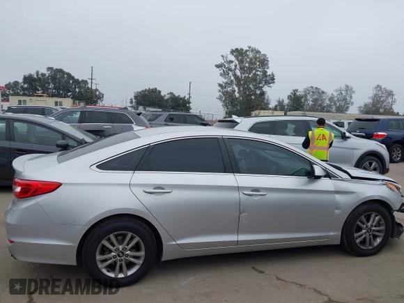 2016 Hyundai Sonata SE with VIN 5NPE24AF4GH376207, listed as a IAAI auction lot 42140797 with 133,138 mi miles and . Bid and sale history available at DreamBid. Image 13.