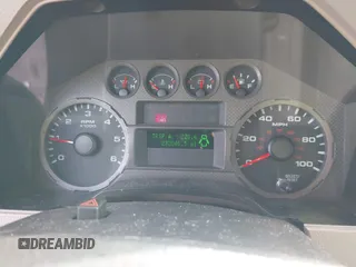 2008 Ford Super Duty F-250 SRW XL with VIN 1FTNX20528EB93338, listed as a IAAI auction lot 41801499 with 232,046 mi miles. Bid and sale history available at carsss.com. Image 7.