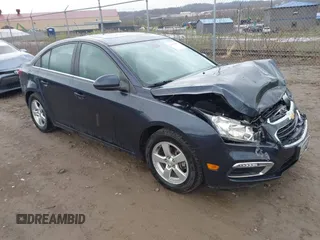 2016 Chevrolet Cruze Limited LT with VIN 1G1PE5SB0G7196267, listed as a IAAI auction lot 42027390 with 33,600 mi miles. Bid and sale history available at carsss.com. Image 1.