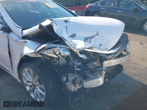 2016 Hyundai Azera Limited with VIN KMHFH4JG7GA536630, listed as a IAAI auction lot 41444129 with 128,309 mi miles and . Bid and sale history available at DreamBid. Image 18.