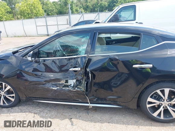 2017 Nissan Maxima SV с VIN 1N4AA6AP3HC387739, выставлен на аукционе IAAI как лот 42400812 с пробегом 153 390 миль миль и . История ставок и продаж доступна на DreamBid. Изображение 15.