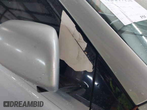 2004 Lexus RX 330 z VIN JTJGA31UX40018944, wystawiony jako IAAI lot #42219158 z przebiegiem 266 762 mil mil oraz . Historia ofert i sprzedaży dostępna na DreamBid. Obrazek 12.