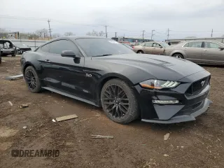 2021 Ford Mustang GT z VIN 1FA6P8CF8M5150487, wystawiony jako Copart lot #49863875 z przebiegiem 24 943 mil mil oraz Szkody całkowita. Historia ofert i sprzedaży dostępna na DreamBid. Obrazek 4.