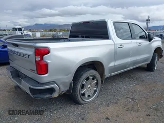 2019 Chevrolet Silverado 1500 RST with VIN 3GCUYEED8KG117097, listed as a IAAI auction lot 41696333 with 96,752 mi miles and . Bid and sale history available at DreamBid. Image 4.