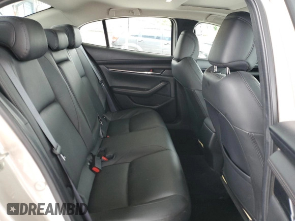 2024 Mazda 3 S Preferred with VIN 3MZBPACM9RM414491, listed as a Copart auction lot 58366595 with 31,689 mi miles and Clean title. Bid and sale history available at DreamBid. Image 10.