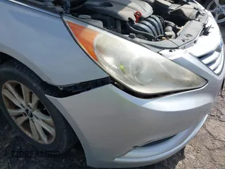 2011 Hyundai Sonata GLS with VIN 5NPEB4AC8BH075552, listed as a IAAI auction lot 41965751 with 180,174 mi miles and . Bid and sale history available at carsss.com. Image 12.