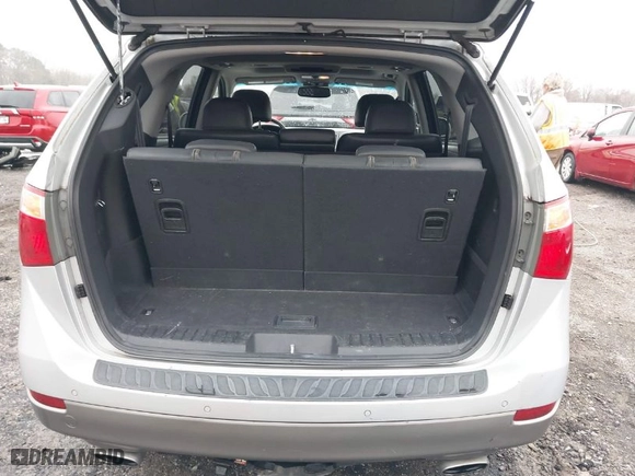 2012 Hyundai Veracruz Limited with VIN KM8NU4CC4CU190899, listed as a IAAI auction lot 41511662 with 201,617 mi miles. Bid and sale history available at carsss.com. Image 17.