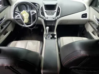 2015 GMC Terrain SLT z VIN 2GKFLXEK4F6195724, wystawiony jako Copart lot #55669165 z przebiegiem 143 472 mil mil oraz Szkoda całkowita • Salvage title. Historia ofert i sprzedaży dostępna na DreamBid. Obrazek 8.