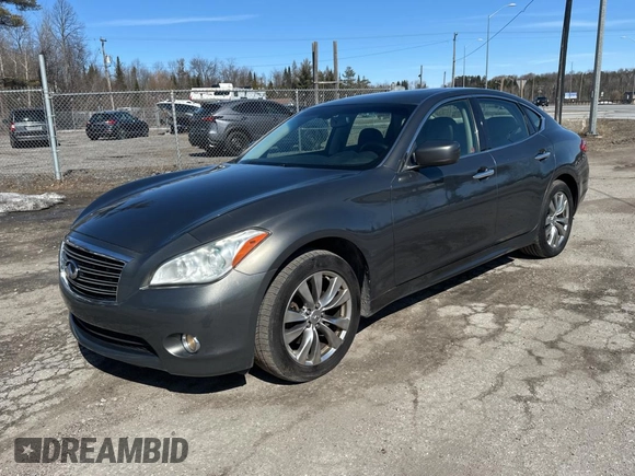 2013 Infiniti M with VIN JN1BY1AR0DM600071, listed as a Copart auction lot 51020965 with 225,322 mi miles and Clean title. Bid and sale history available at DreamBid. Image 2.