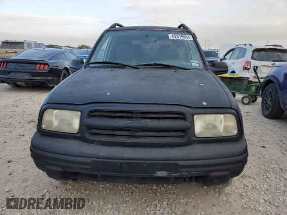 2000 Chevrolet Tracker z VIN 2CNBE13C4Y6920783, wystawiony jako Copart lot #82619854 z przebiegiem 96 620 mil mil oraz Czysty tytuł • Clean title. Historia ofert i sprzedaży dostępna na DreamBid. Obrazek 5.