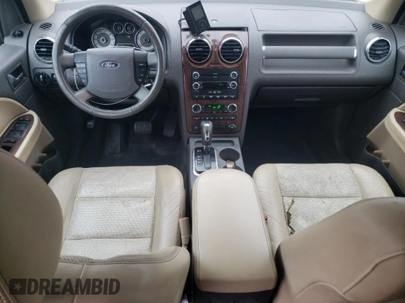 2008 Ford Taurus X Eddie Bauer z VIN 1FMDK08W68GA26217, wystawiony jako Copart lot #43721425 z przebiegiem 275 637 mil mil oraz Szkoda całkowita • Salvage title. Historia ofert i sprzedaży dostępna na DreamBid. Obrazek 8.