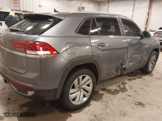2020 Volkswagen Atlas Cross Sport 3.6L V6 SE w/Technology with VIN 1V26E2CA9LC230374, listed as a IAAI auction lot 41336609 with 52,500 mi miles. Bid and sale history available at carsss.com. Image 4.