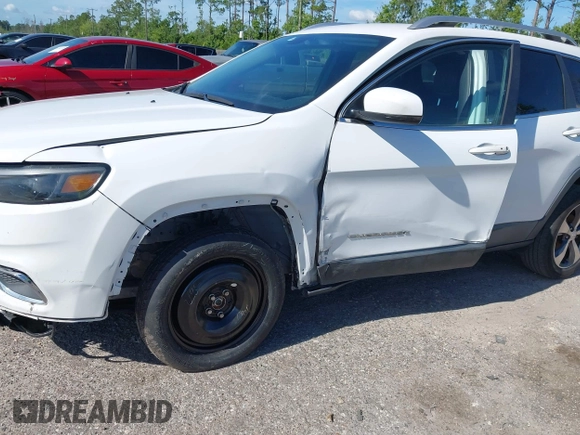 2019 Jeep Cherokee Limited z VIN 1C4PJLDB1KD380924, wystawiony jako IAAI lot #42621908 z przebiegiem 136 231 mil mil oraz . Historia ofert i sprzedaży dostępna na DreamBid. Obrazek 6.