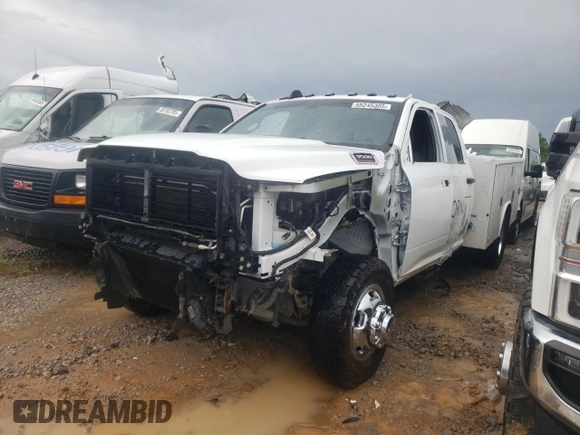 2022 Ram 3500 Tradesman z VIN 3C7WRTCL7NG200239, wystawiony jako Copart lot #55245305 z przebiegiem 43 174 mil mil oraz Szkoda całkowita • Salvage title. Historia ofert i sprzedaży dostępna na DreamBid. Obrazek 1.