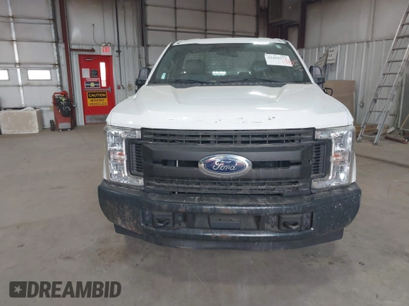 2017 Ford F-250 XL z VIN 1FDBF2A60HEC99876, wystawiony jako IAAI lot #42468271 z przebiegiem 81 478 mil mil oraz . Historia ofert i sprzedaży dostępna na DreamBid. Obrazek 12.