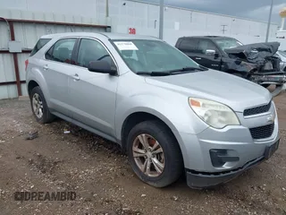 2015 Chevrolet Equinox LS z VIN 2GNALAEK4F1142948, wystawiony jako IAAI lot #42178868 z przebiegiem 253 692 mil mil oraz . Historia ofert i sprzedaży dostępna na DreamBid. Obrazek 1.