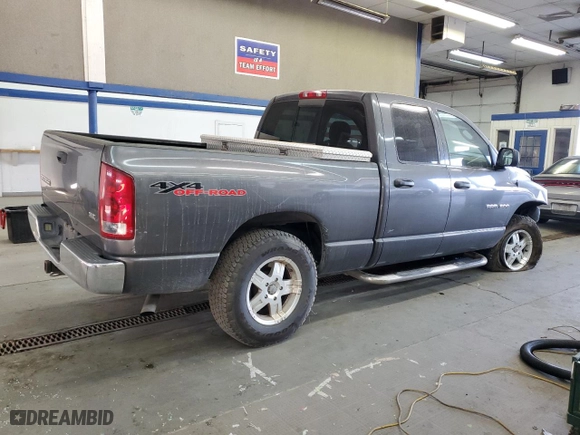 2003 Dodge Ram 1500 ST with VIN 1D7HU18ZX3S169943, listed as a Copart auction lot 72687424 with 255,072 mi miles and Salvage Title. Bid and sale history available at carsss.com. Image 3.