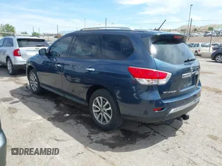 2013 Nissan Pathfinder SV with VIN 5N1AR2MN8DC626925, listed as a IAAI auction lot 42074666 with 213,966 mi miles. Bid and sale history available at carsss.com. Image 3.