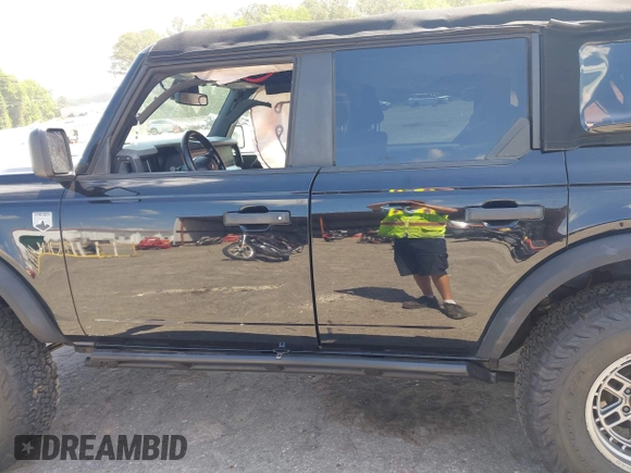2021 Ford Bronco с VIN 1FMDE5BH2MLB03794, выставлен на аукционе IAAI как лот 42180534 с пробегом 59 807 миль миль и . История ставок и продаж доступна на DreamBid. Изображение 15.