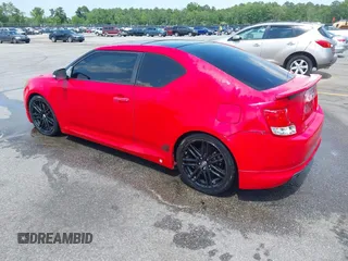 2013 Scion tC z VIN JTKJF5C75D3050222, wystawiony jako IAAI lot #42283520 z przebiegiem 95 129 mil mil oraz . Historia ofert i sprzedaży dostępna na DreamBid. Obrazek 3.