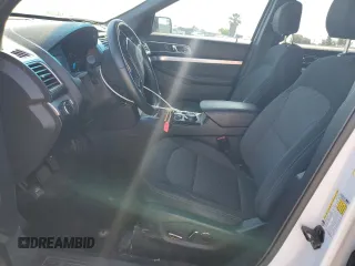 2017 Ford Explorer XLT z VIN 1FM5K8D82HGC48313, wystawiony jako Copart lot #58811785 z przebiegiem 120 898 mil mil oraz Szkoda całkowita • Salvage title. Historia ofert i sprzedaży dostępna na DreamBid. Obrazek 7.