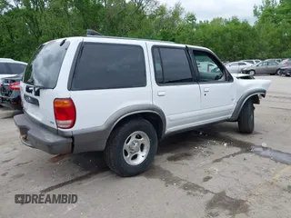 2001 Ford Explorer XLT с VIN 1FMZU73E11ZA03915, выставлен на аукционе IAAI как лот 42104076 с пробегом 117 034 миль миль и . История ставок и продаж доступна на DreamBid. Изображение 4.
