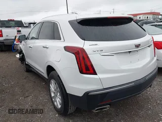 2021 Cadillac XT5 FWD Luxury with VIN 1GYKNAR47MZ121920, listed as a IAAI auction lot 41868087 with 38,315 mi miles. Bid and sale history available at carsss.com. Image 3.