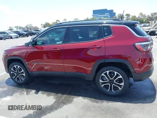 2022 Jeep Compass High Altitude with VIN 3C4NJDCB3NT111272, listed as a IAAI auction lot 42552503 with 27,246 mi miles and . Bid and sale history available at DreamBid. Image 14.