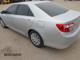2012 Toyota Camry L with VIN 4T4BF1FK4CR185366, listed as a IAAI auction lot 41533830 with 172,192 mi miles. Bid and sale history available at carsss.com. Image 3.