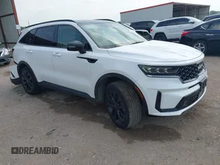 2023 Kia Sorento SX z VIN 5XYRKDLF7PG210947, wystawiony jako IAAI lot #42279377 z przebiegiem 29 799 mil mil oraz . Historia ofert i sprzedaży dostępna na DreamBid. Obrazek 1.