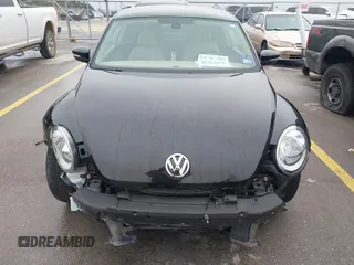 2017 Volkswagen Beetle 1.8T SE with VIN 3VWJ17AT9HM618202, listed as a IAAI auction lot 41562078 with 101,808 mi miles. Bid and sale history available at carsss.com. Image 12.