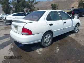 2003 Nissan Sentra XE z VIN 3N1CB51D83L696512, wystawiony jako IAAI lot #42454628 z przebiegiem 194 629 mil mil oraz . Historia ofert i sprzedaży dostępna na DreamBid. Obrazek 4.
