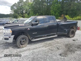 2020 Ram 3500 Tradesman z VIN 3C63RRGL1LG190776, wystawiony jako Copart lot #56361915 z przebiegiem 246 408 mil mil oraz Tytuł czysty. Historia ofert i sprzedaży dostępna na DreamBid. Obrazek 1.